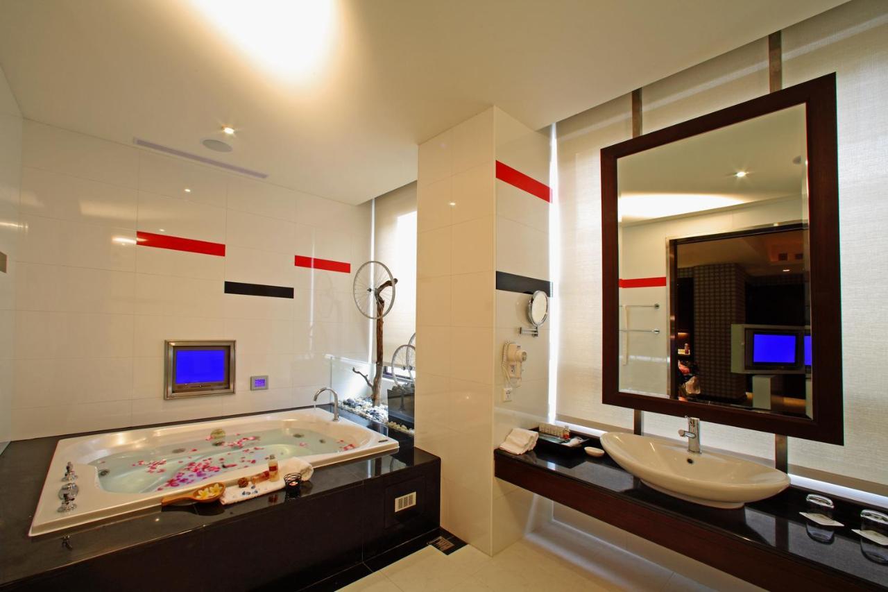 Norway Forest Tamsui Motel Eksteriør bilde
